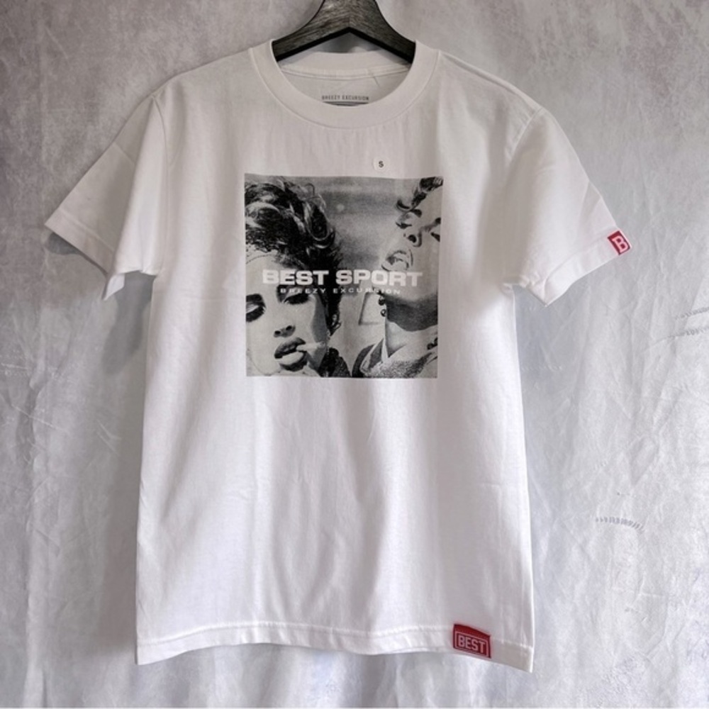 BREEZY Excursion BEST SPORT Crew Neck White Graphic Tee Shirt Women Size S NWT